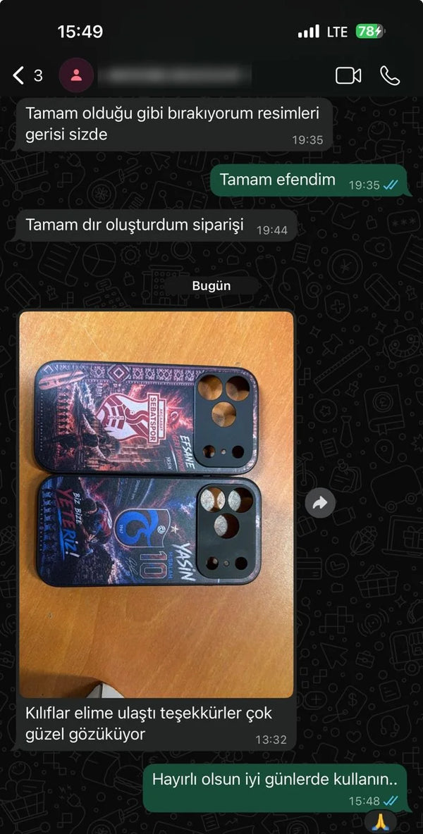 JETKILIF müşterisinden gelen WhatsApp mesajı — teslim edilen kişiye özel kılıfların fotoğrafı